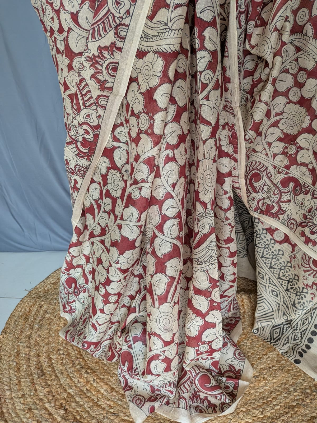 Maroon & Beige Kalamkari Printed Saree
