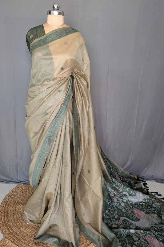 Beige & Green Linen Jamdani Saree (Sage Whisper)