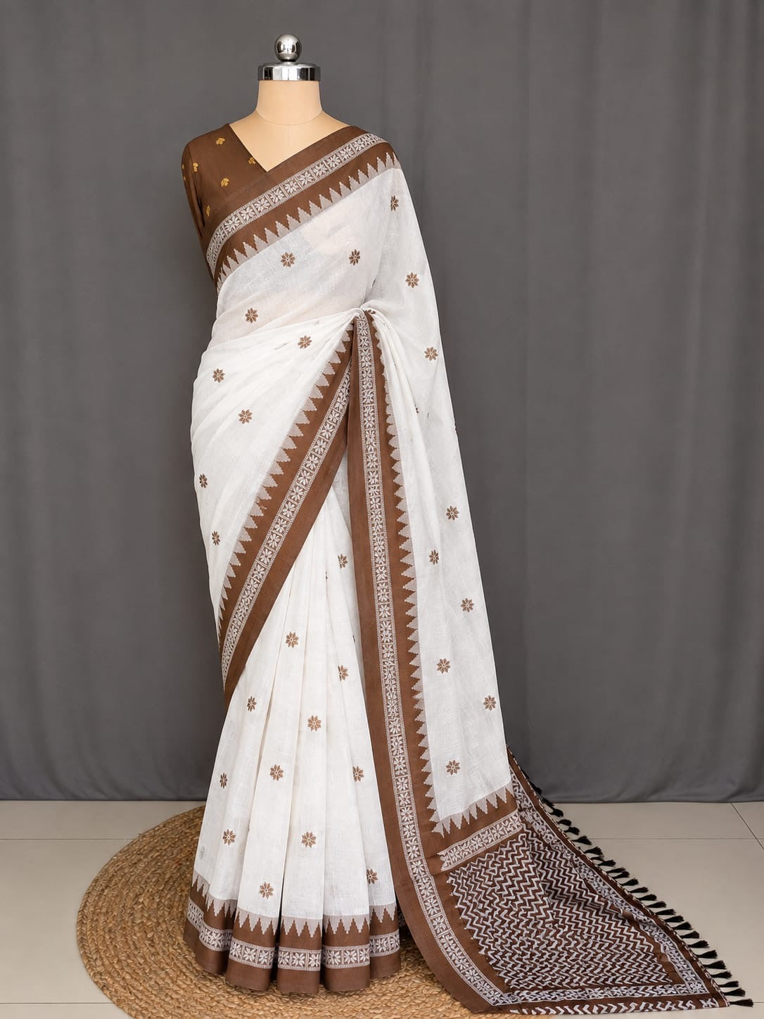White & Brown Mulcotton Saree