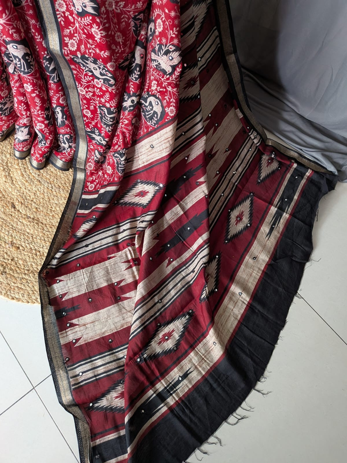 Red & Black Floral Printed Mirror Saree