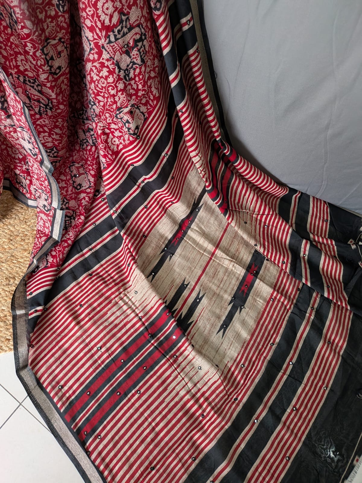 Red & Black Kalamkari Printed Mirror Saree