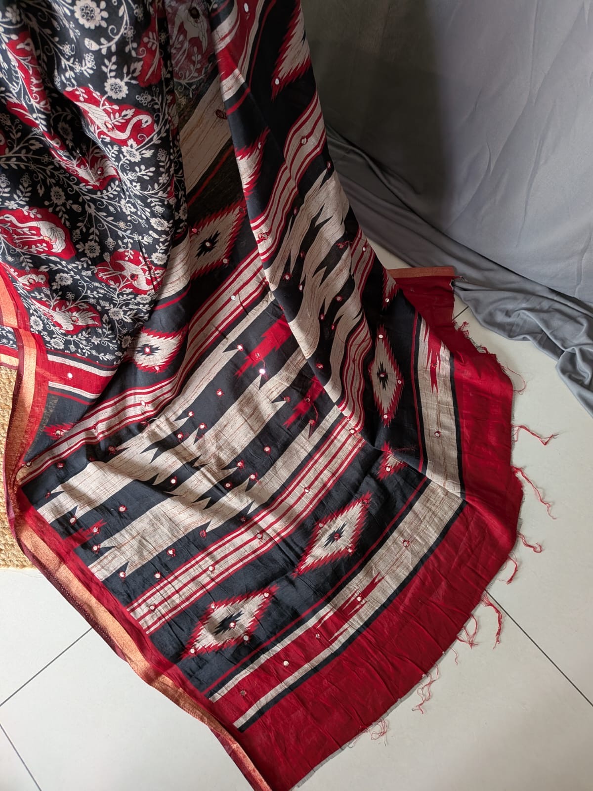 Black & Red Floral Kalamkari Mirror Saree