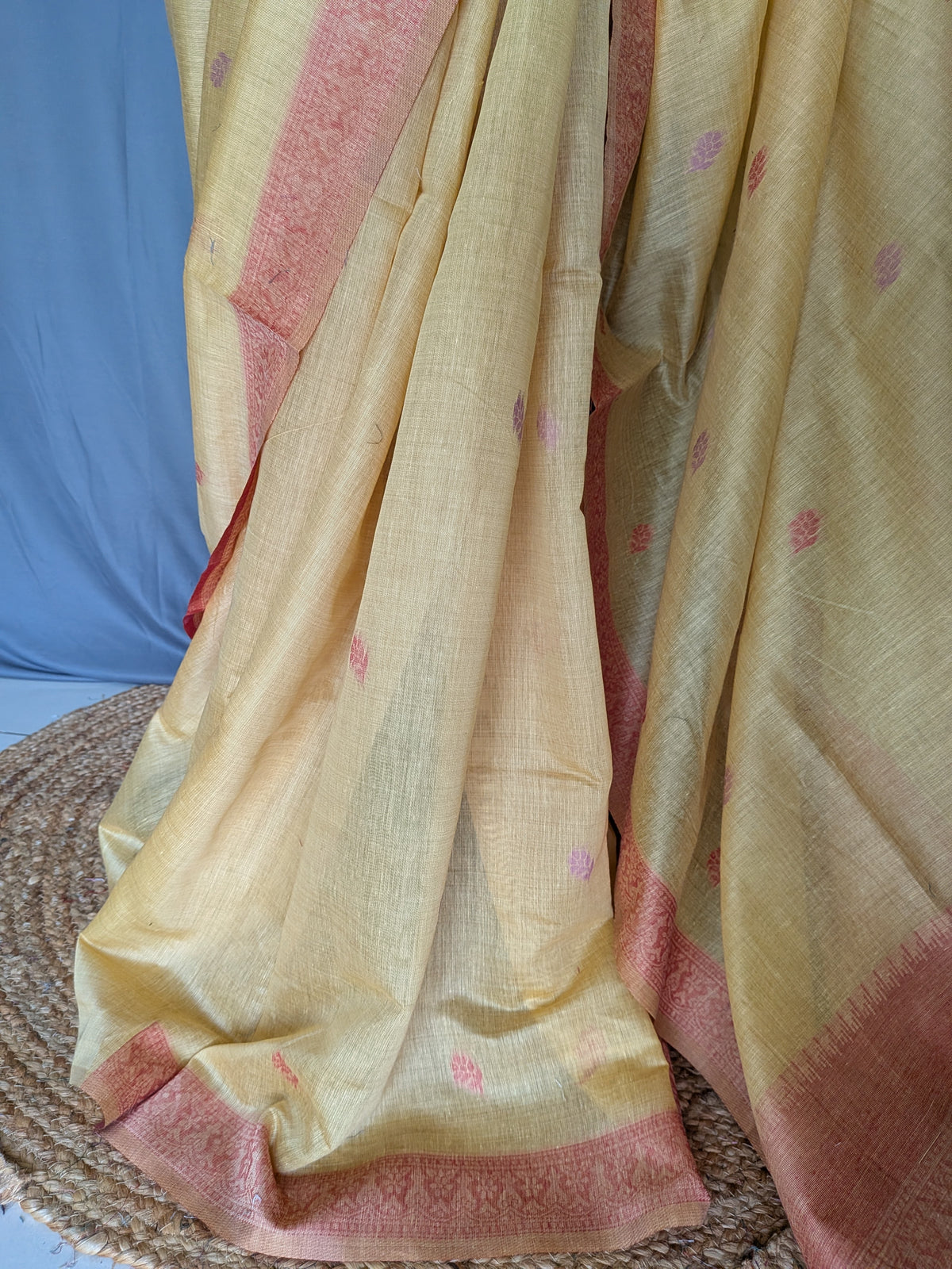 Pastel Yellow Linen Jamdani Saree (Sunlit Gold)