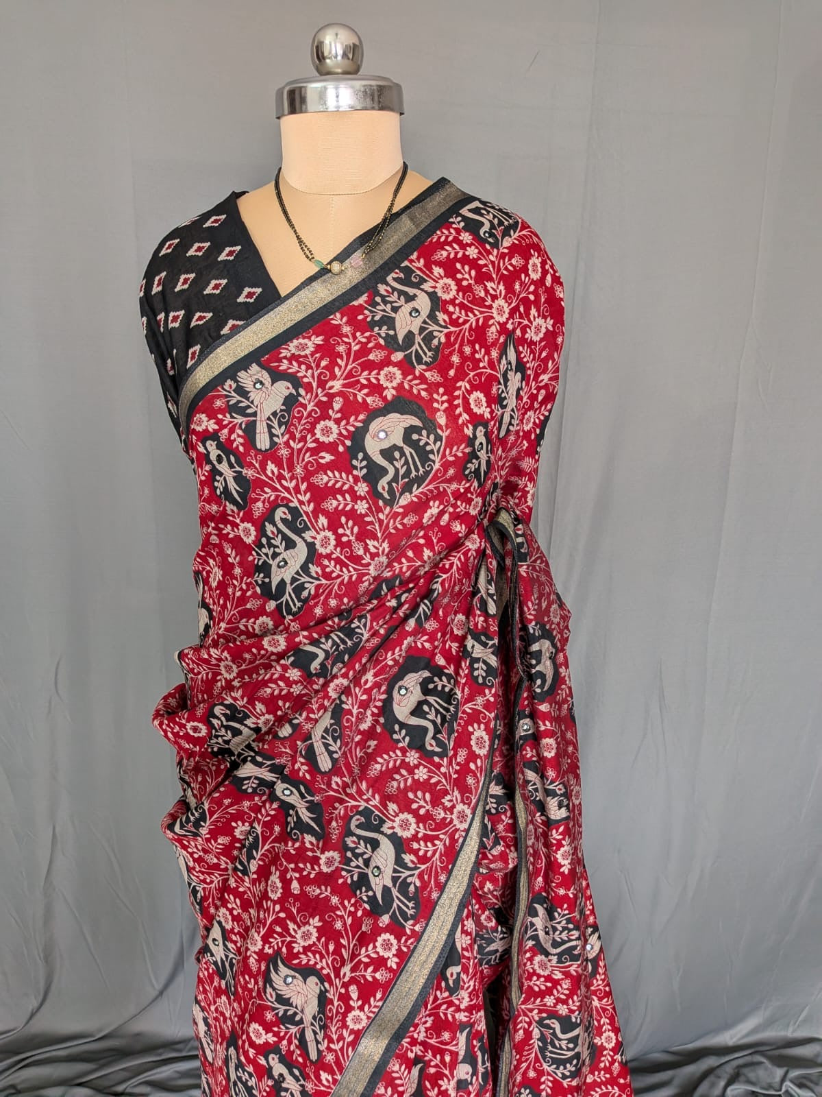 Red & Black Floral Printed Mirror Saree