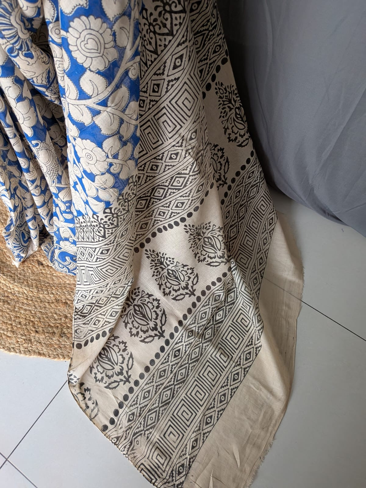 Royal Blue & Beige Kalamkari Printed Saree