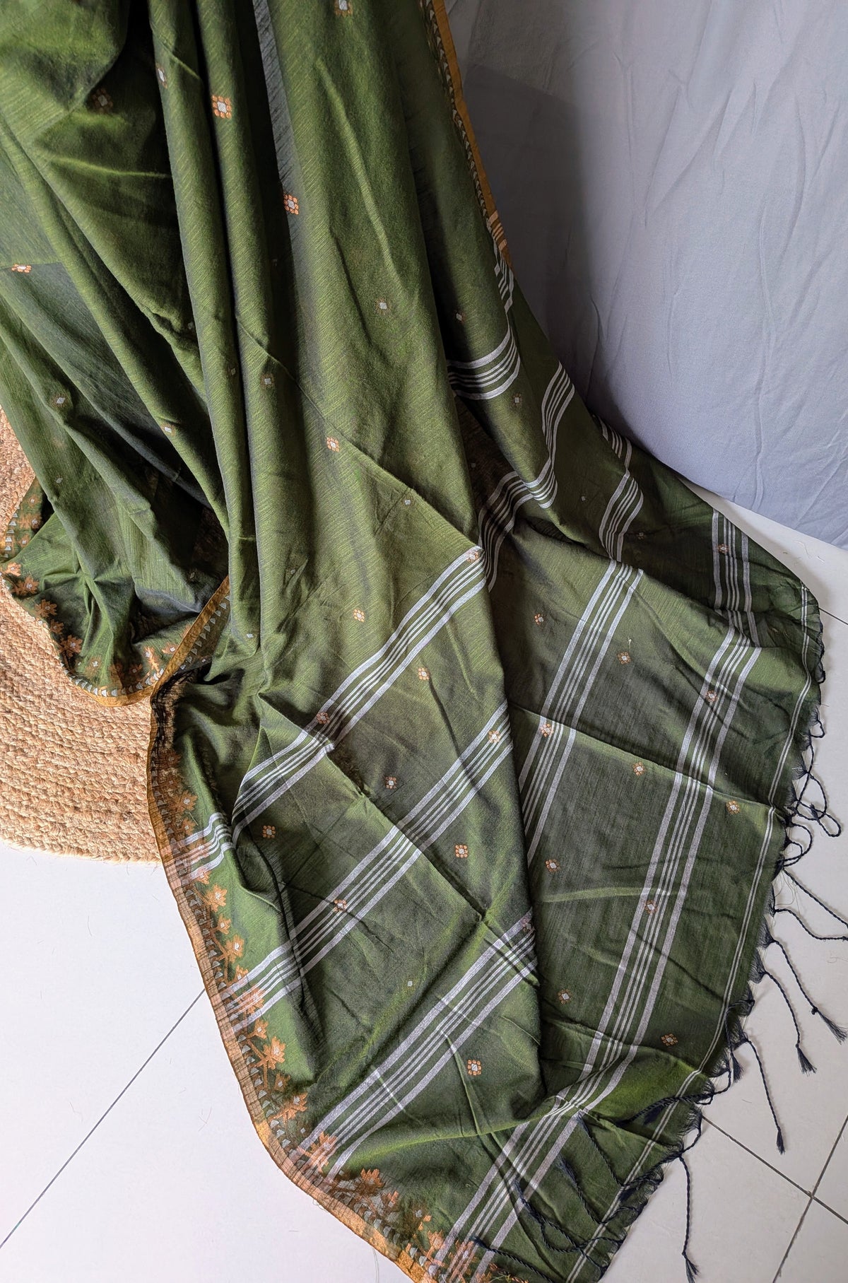 Green Floral Linen Cotton Saree