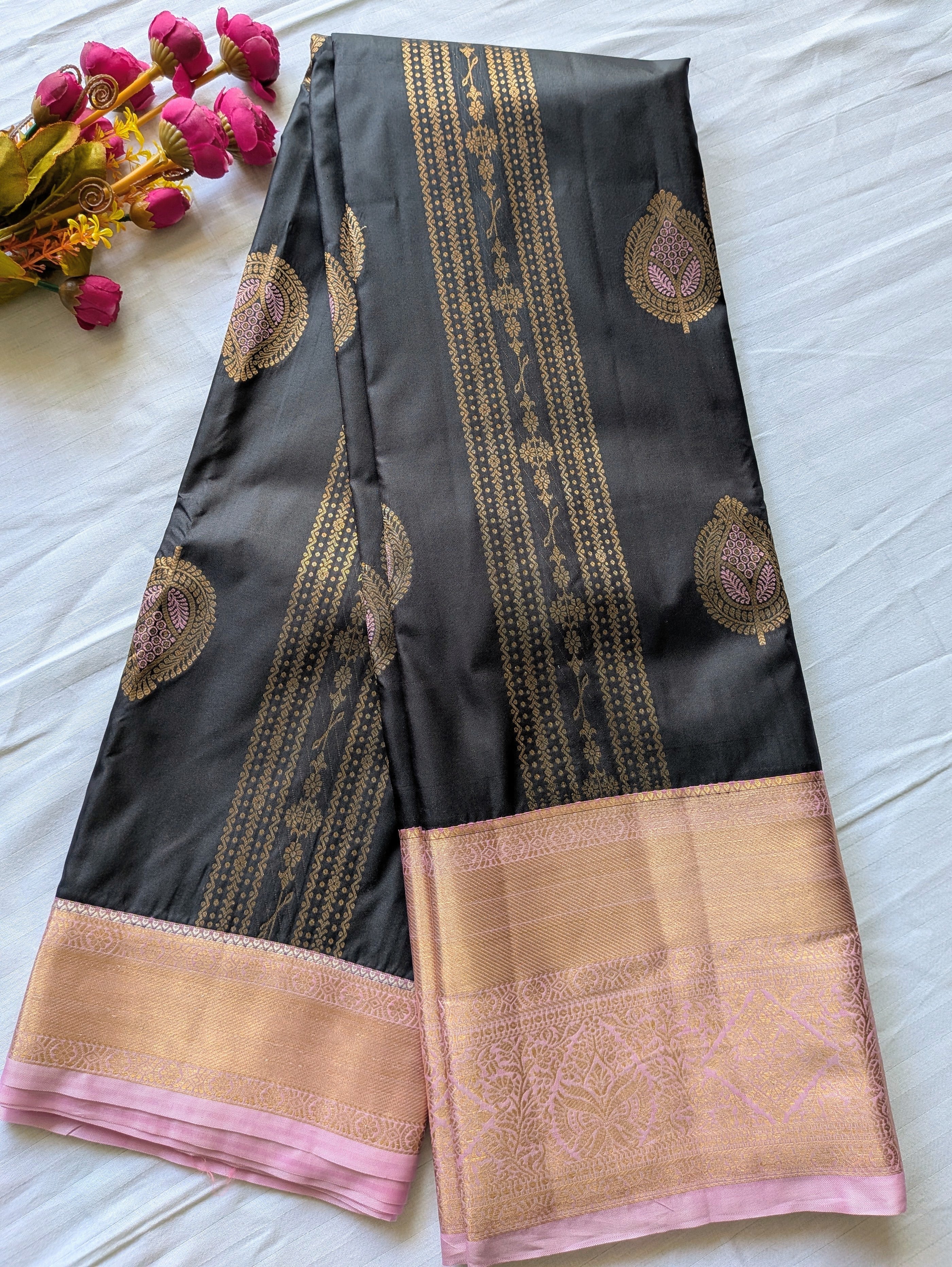 Black Paisley Border Saree