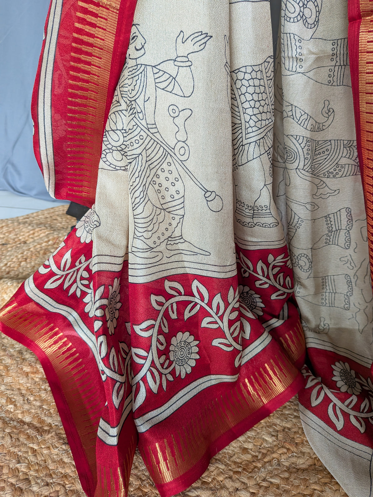 Ivory Red Heritage Printed Saree